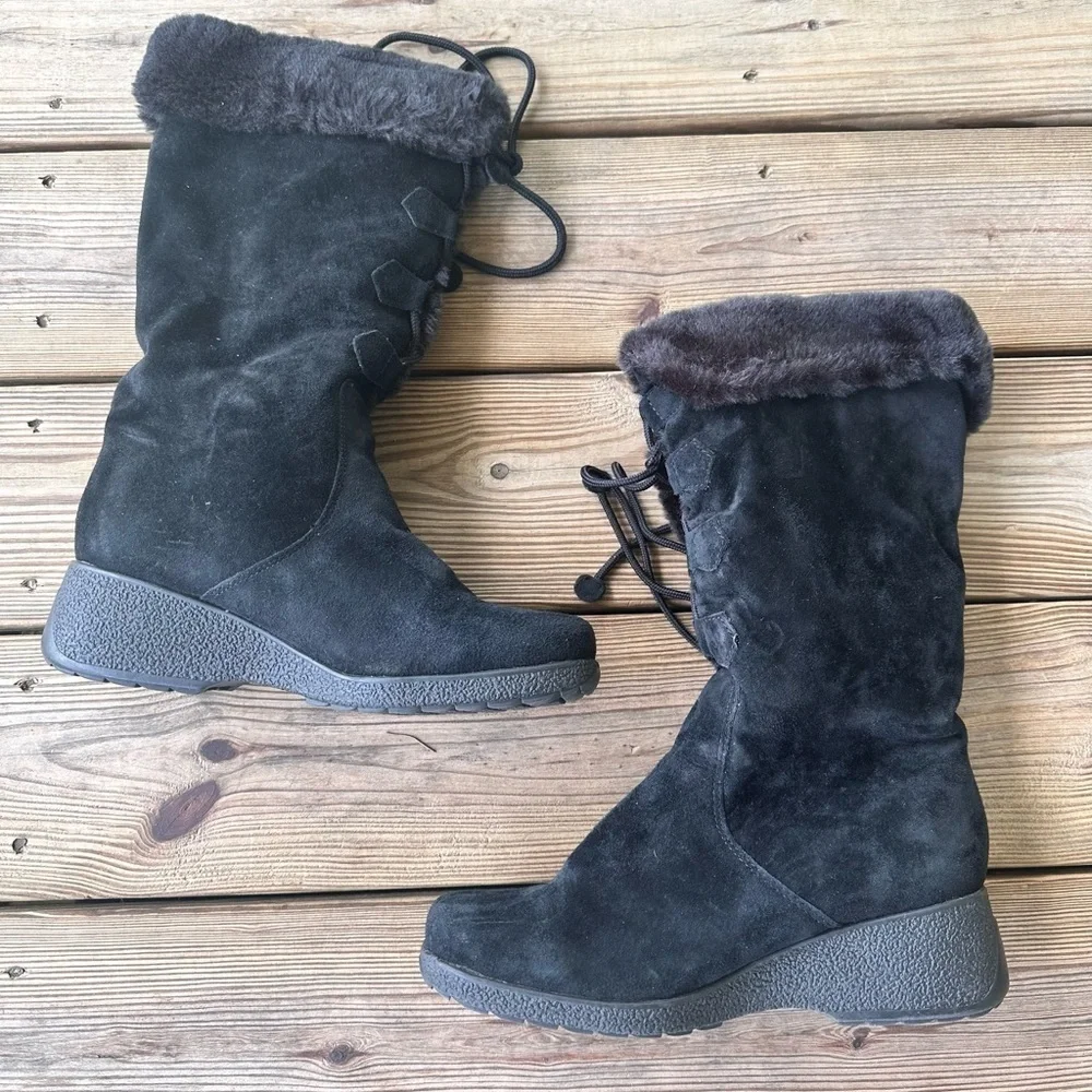 Khombu women’s black fur lined suede boots size 8.5